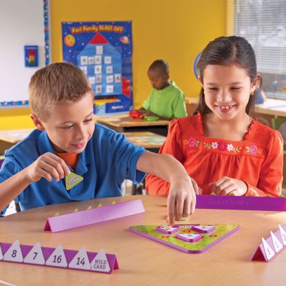 Picture of tri-FACTa!™ Multiplication & Division Game