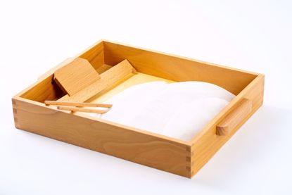 صورة Sandpaper Letter Tracing Tray